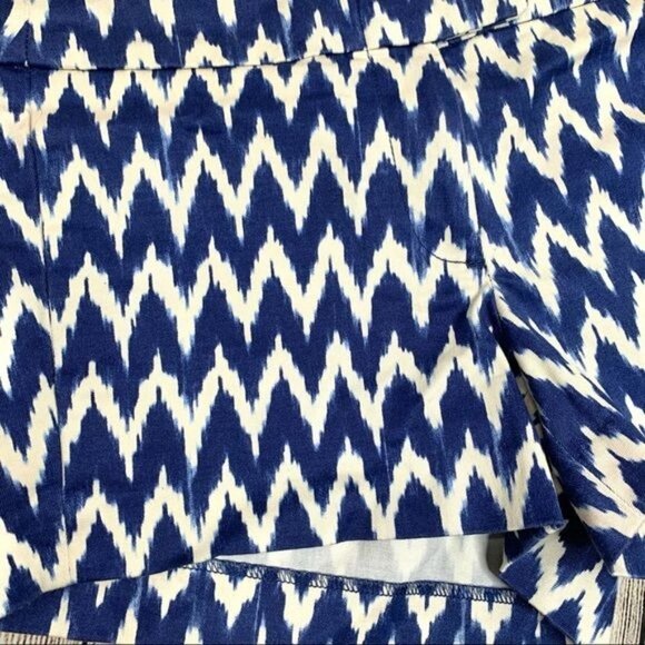 J.Crew Blue and White Chevron Print Shorts - Picture 3 of 4